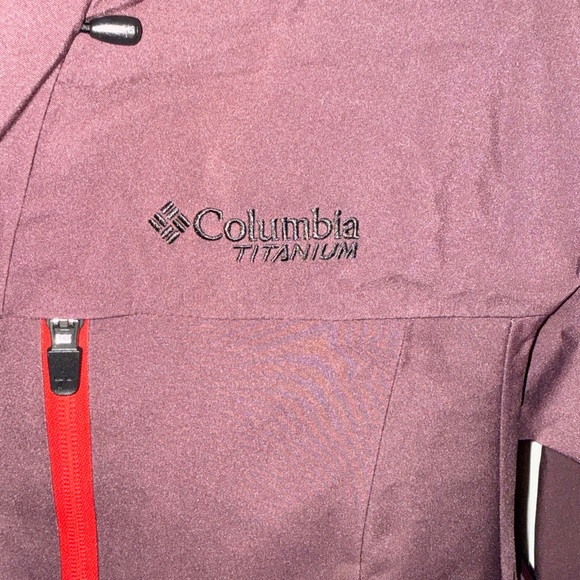Columbia Titanium Women’s Waterproof Shell Jacket – Size M – NWT ($300 MSRP) - Picture 2 of 8